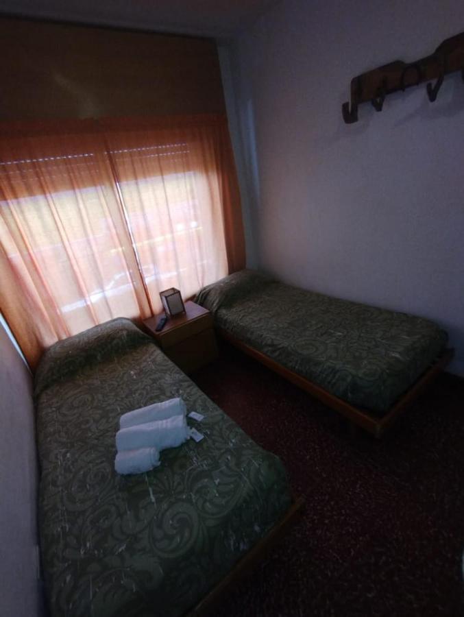Cosquín Hospedaje Cerros Dorados المظهر الخارجي الصورة